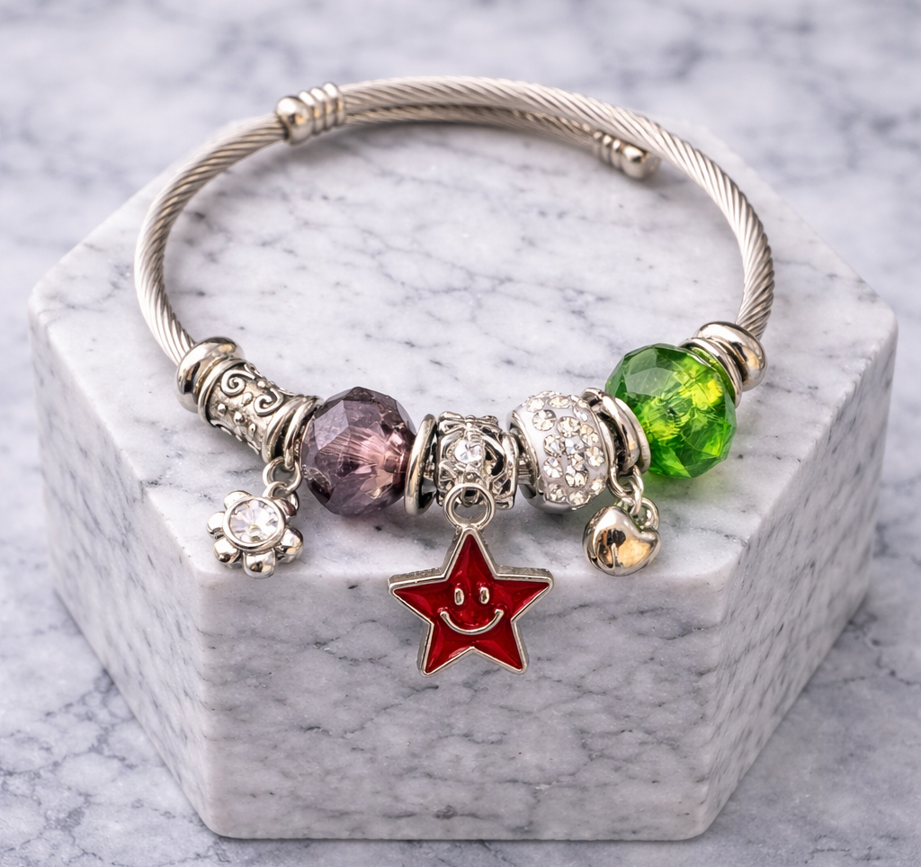 Crimson Star Charm Bracelet – Stainless Steel