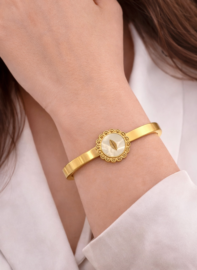 Golden Serpent Luxe Cuff – Stainless Steel Bangle