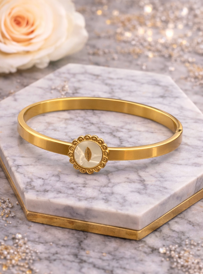 Golden Serpent Luxe Cuff – Stainless Steel Bangle
